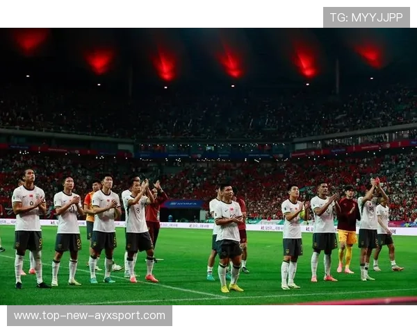 世界杯预选赛继续推进封闭训练，多队状态稳中提升